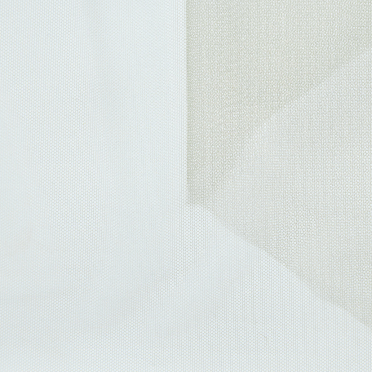 T25M12438 | Tulle Souple