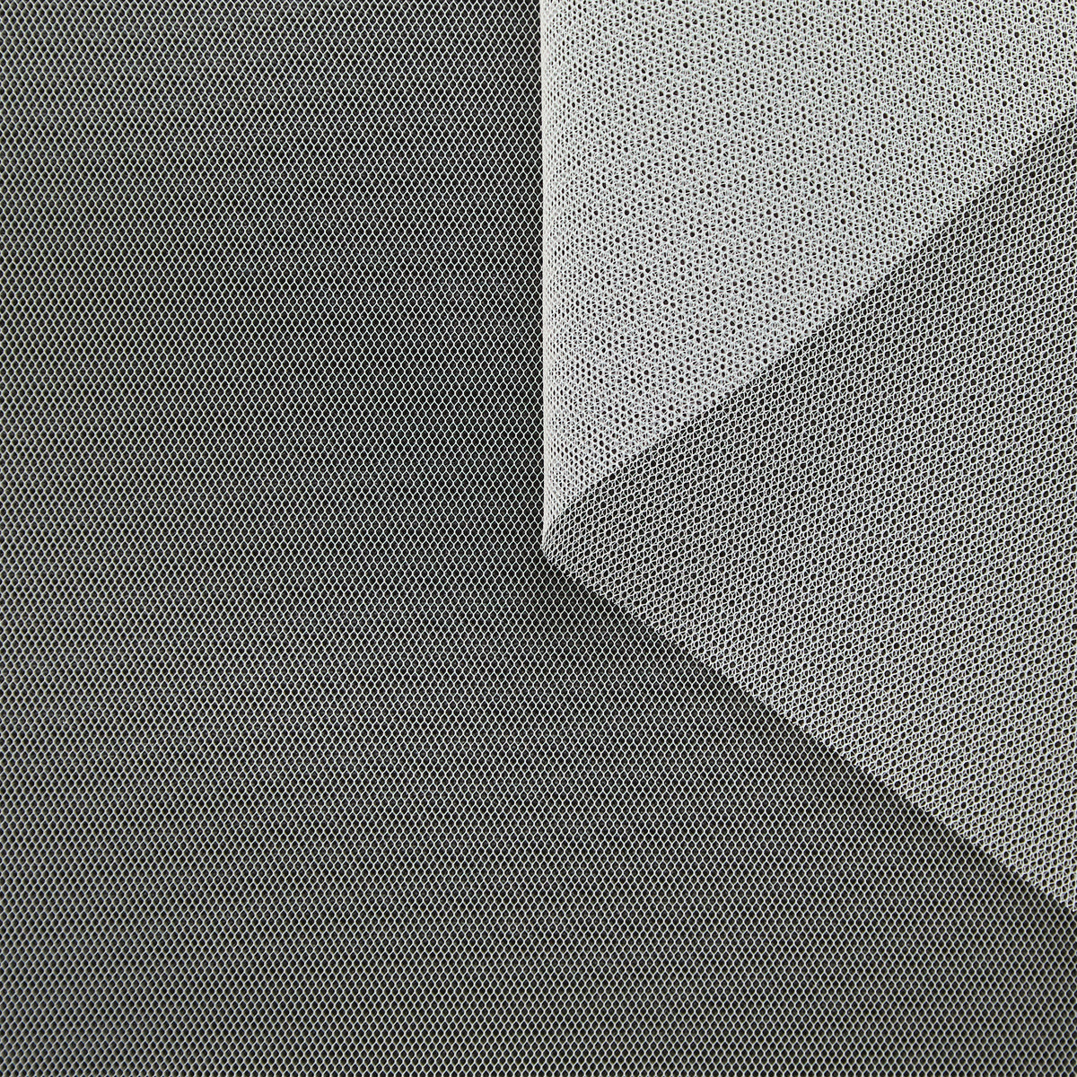 T25M12439 | Tulle Rigide