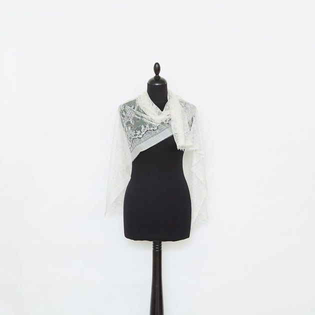 T25M12446 | Floral Silk Lace