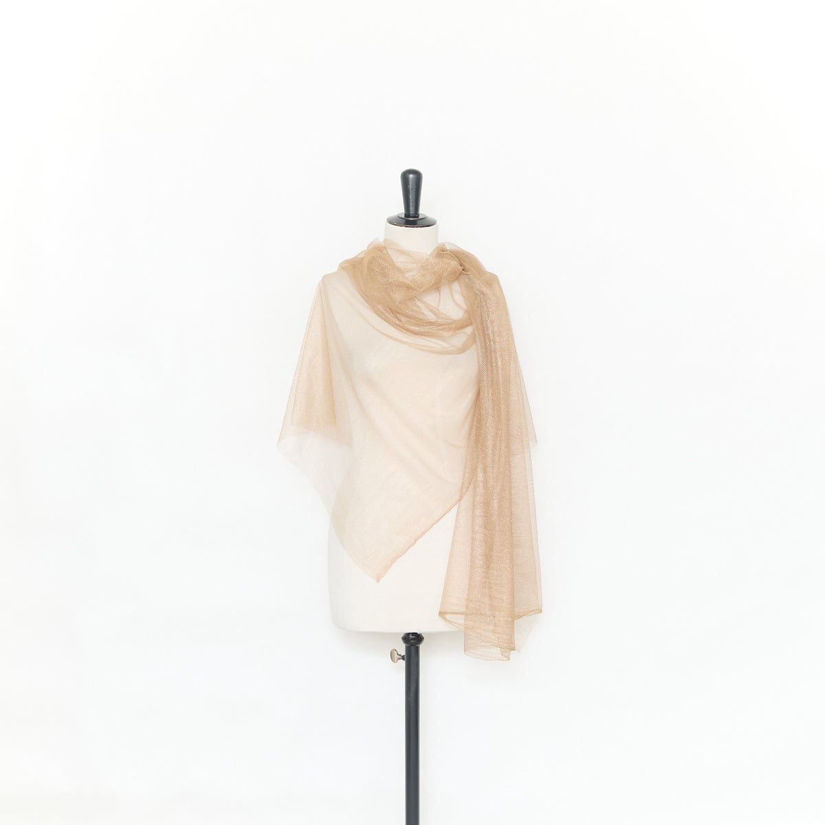 T25M12488 | Gold Lurex Fishnet