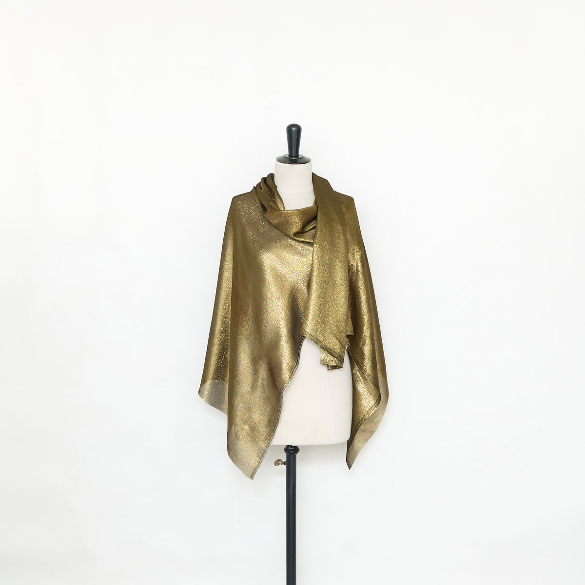 T25M12529 | Velours de Soie Dévoré Peint Main