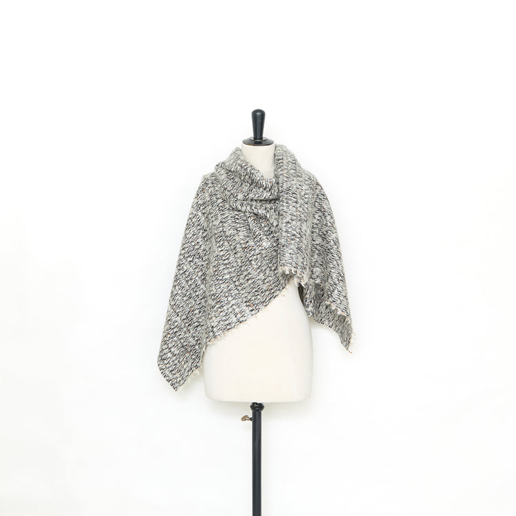 T25M12557 | Light Bouclé Virgin Wool &amp; Mohair Tweed - view 2