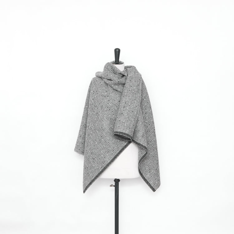 T25M12585 | Bouclé Tweed with Knotted Yarn Effect - view 2