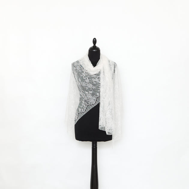 T25M12618 | Silk Floral Lace