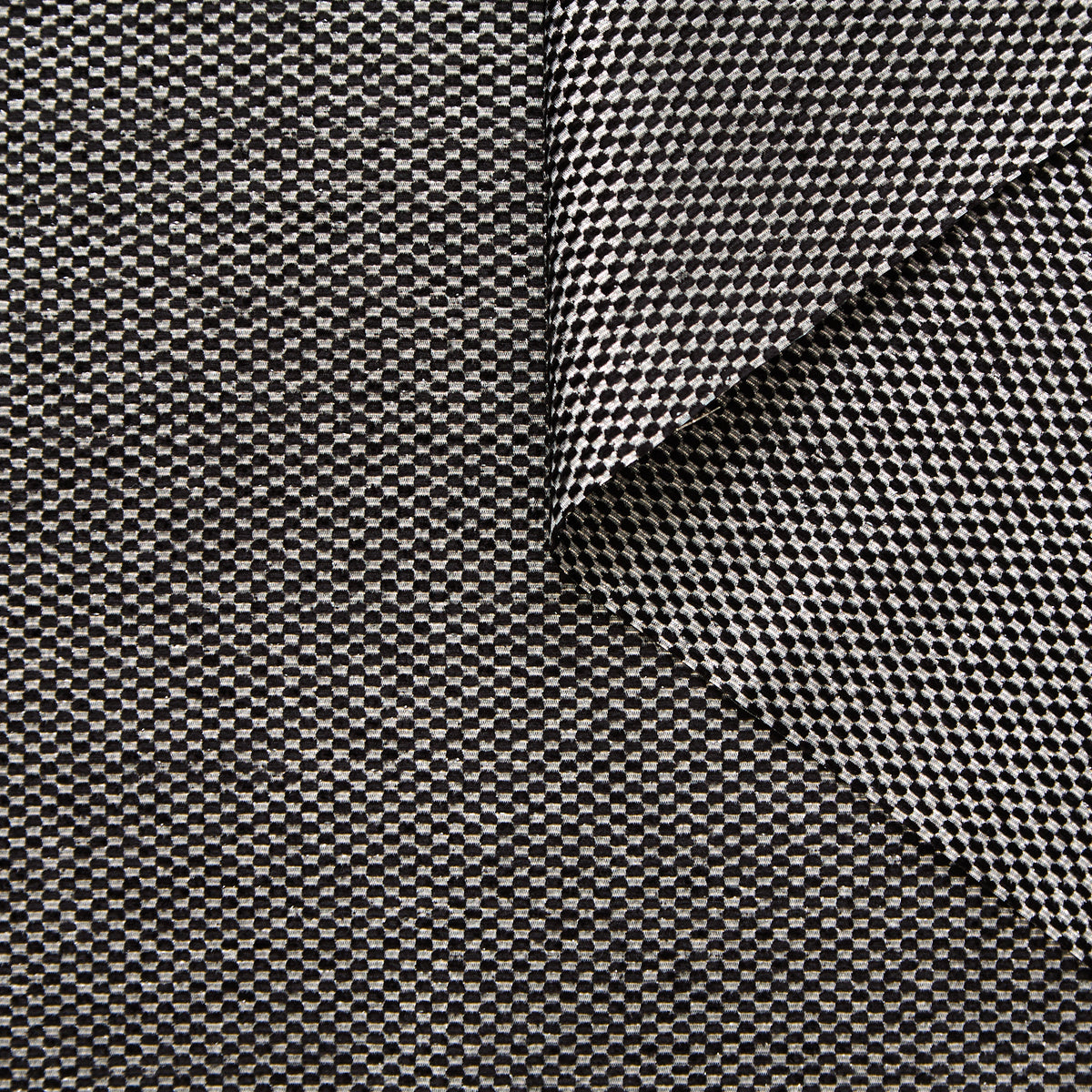 T25M12623 | Natté Lamé avec Fil Chenille