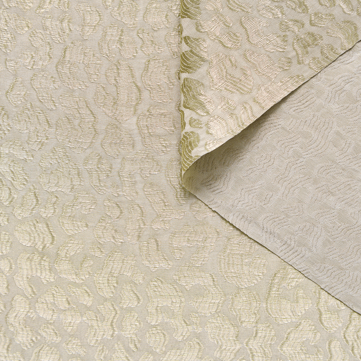 T25M12626 | Jacquard Léopard Lamé en Soie et Viscose