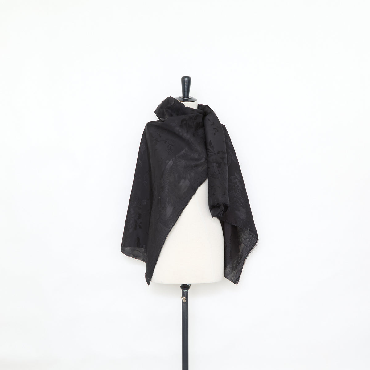 T25M12647 | Taffetas de Soie à Fleurs Quadrillées