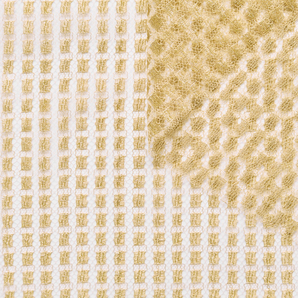 T25M12670 | Gold Square Lace