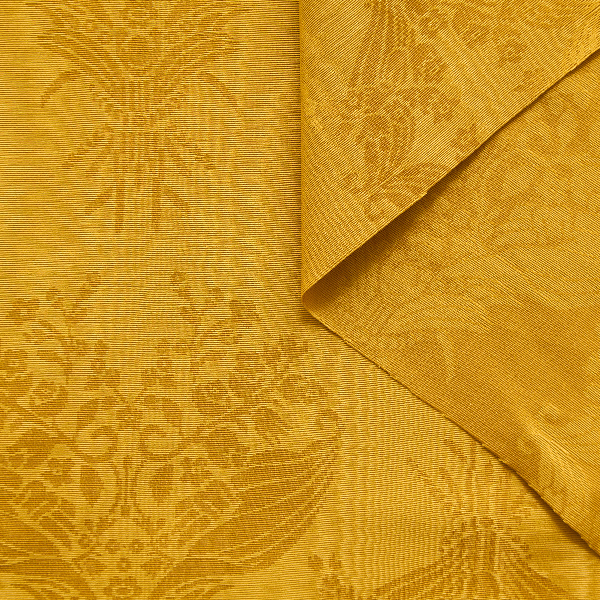 T25M12716 | Jacquard Floral Moiré en Coton et Soie