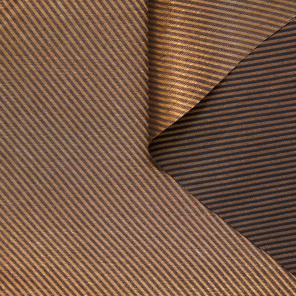 T25M12763 | Lamé Silk Diagonal