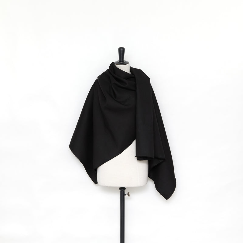 T25M13659 | Ottoman Laine & Soie