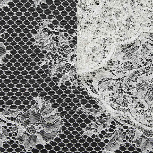 T25M13677 | Floral Viscose & Cotton Lace