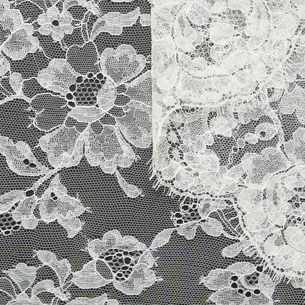 T25M13679 | Floral Viscose & Cotton Lace