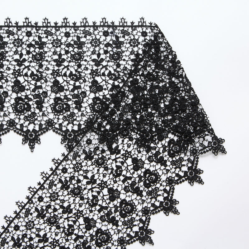 T25M13686 | Galon Guipure Florale Chantilly 11 cm