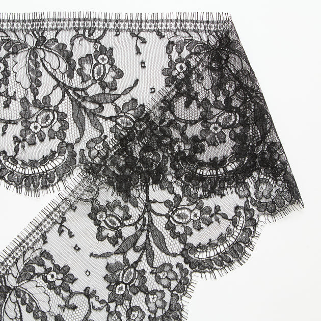 T25M13720 | Chantilly Floral Lace Galloon 14cm