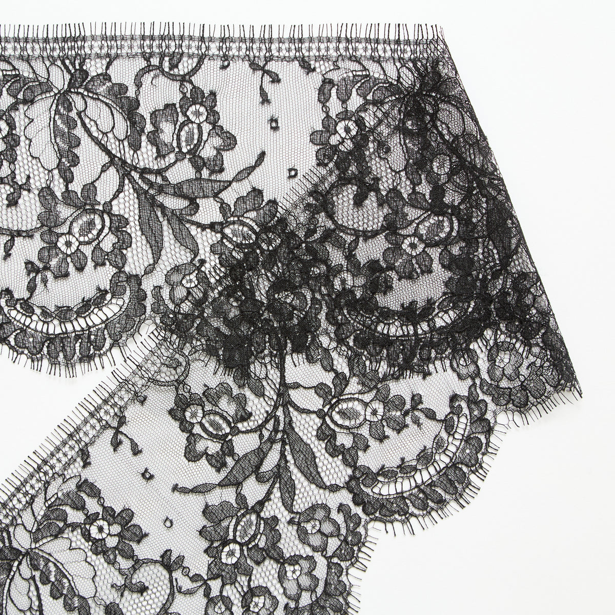 T25M13720 | Gallon Dentelle Chantilly Florale 14cm