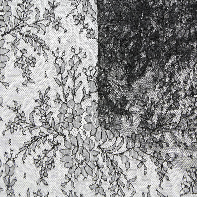 T25M13722 | Chantilly Floral Lace Galloon 30cm
