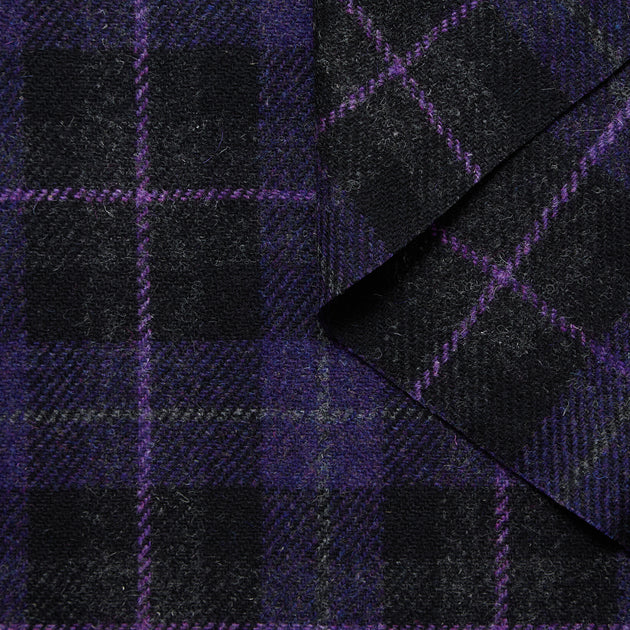 T25M13727 | Virgin Wool Scottish Tartan