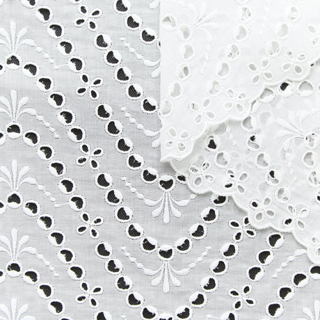 T25M13767 | Voile de Coton à Broderie Anglaise effet Ondulé