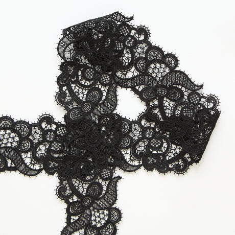 T25M13793 | Guipure Fleuri en Coton 5 cm