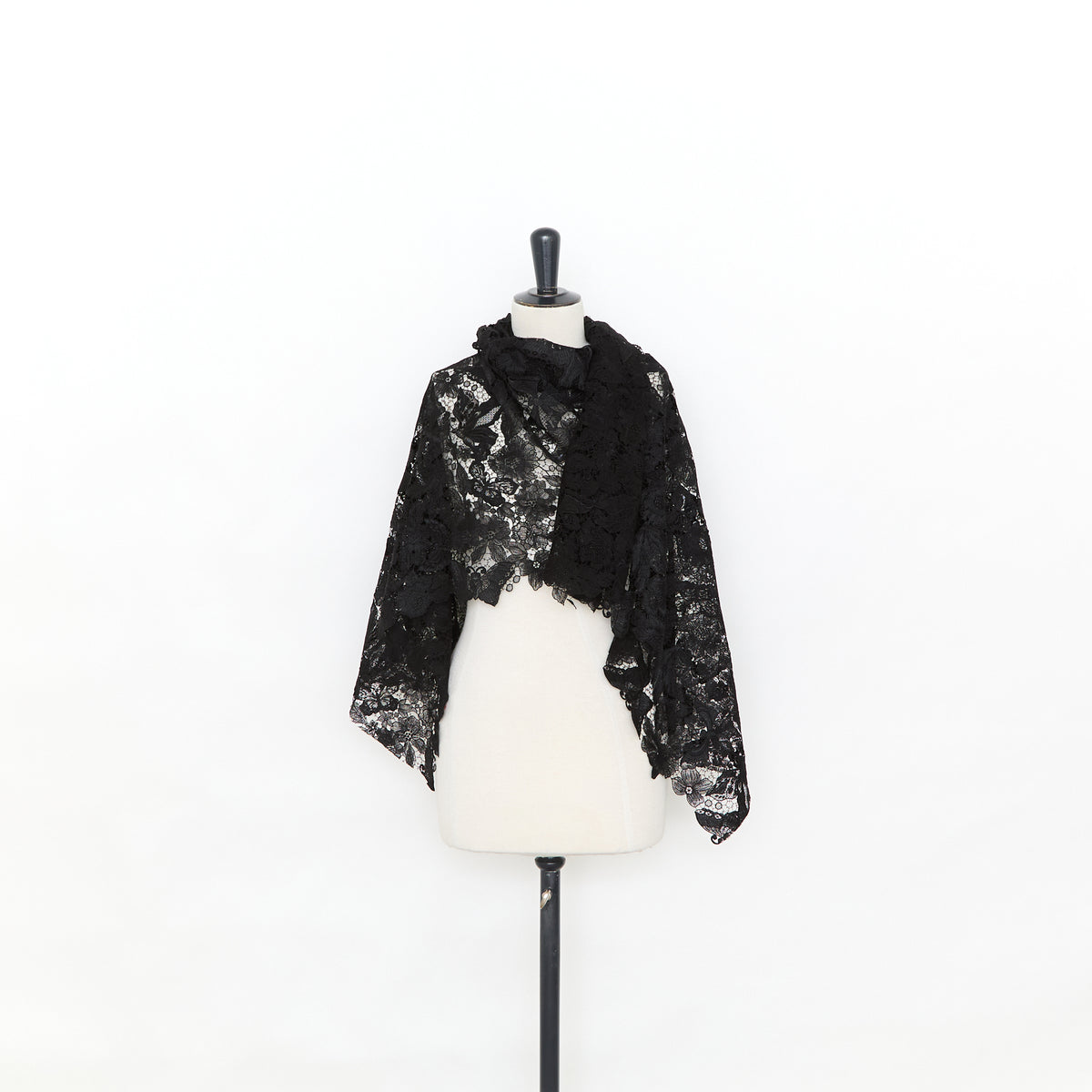 T25M13794 | Guipure Fleurie à Motif Papillon en Coton