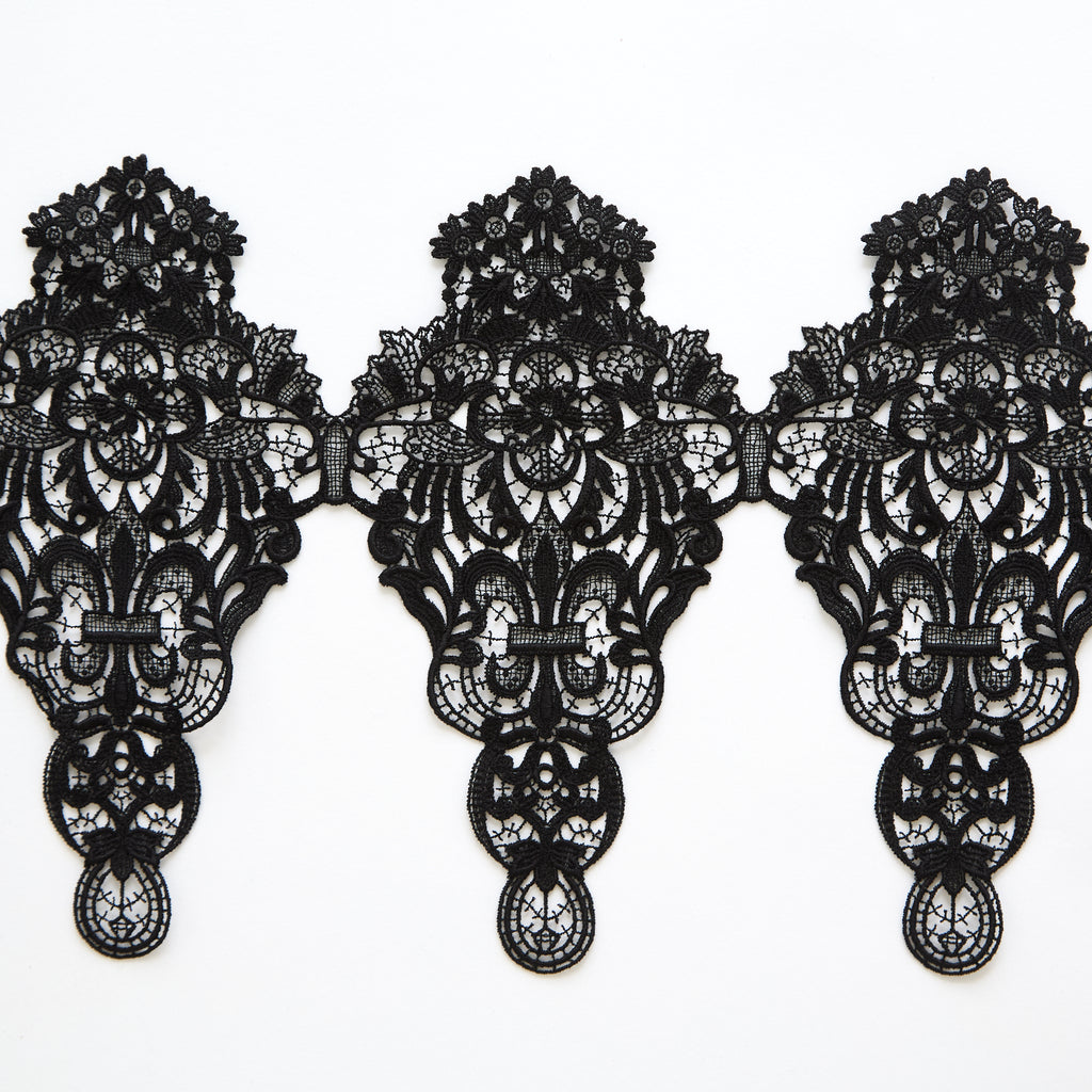 T25M13808 | Galon Guipure Festonné Lys 21cm