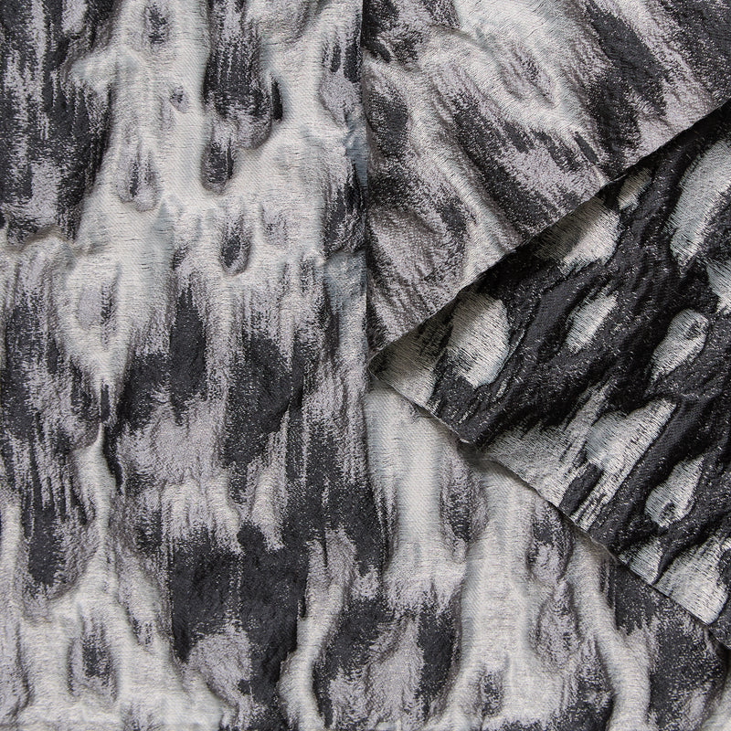 T25M14273 | Jacquard Cloqué Motif Animalier