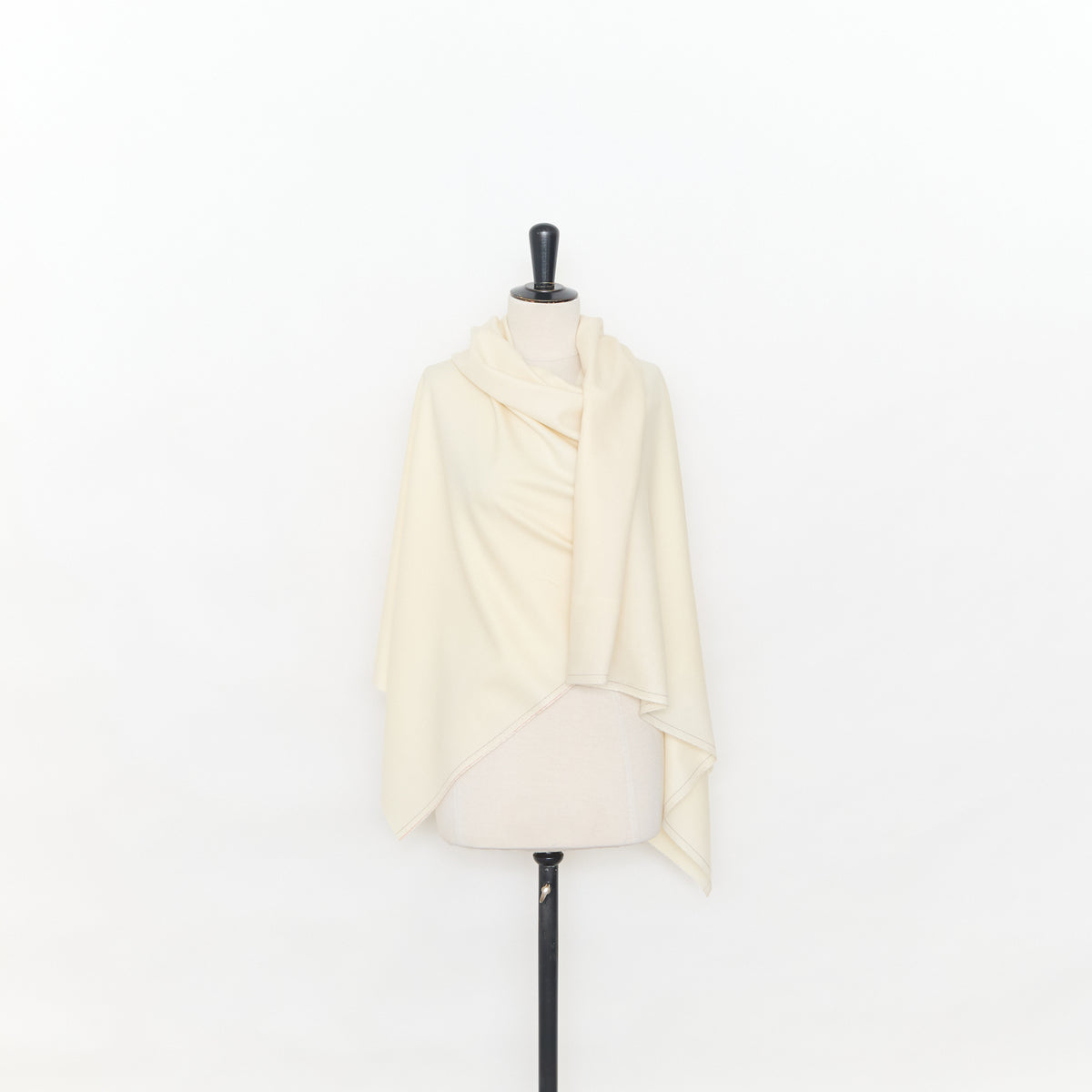 T25N13134 | Gabardine de Laine Prête à Teindre