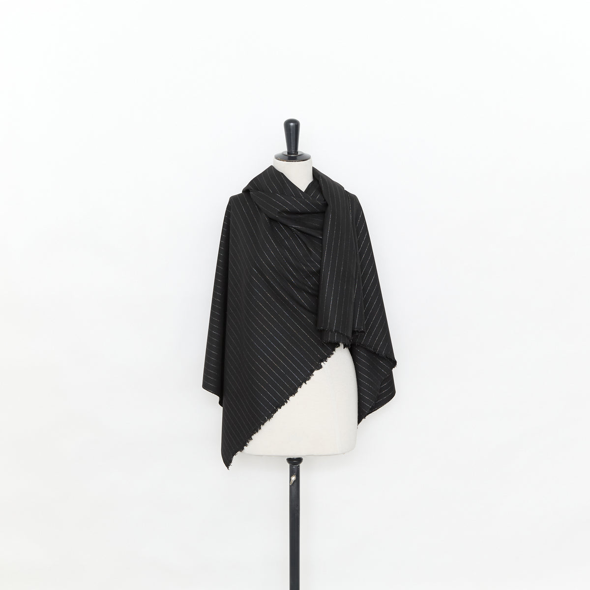 T25N13158 | Suiting à Rayures effet Craie en Laine