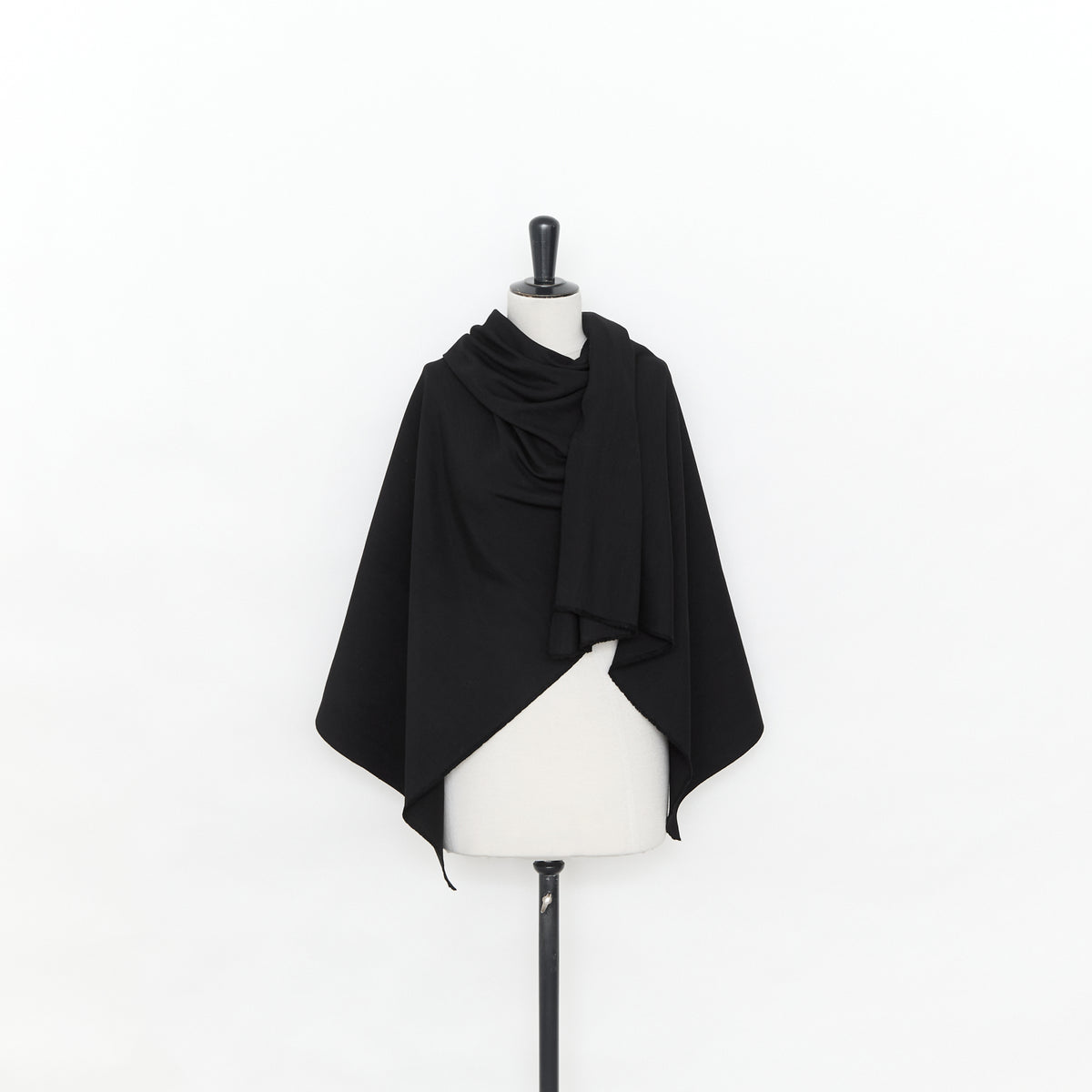 T25N13164 | Natté Sculptural en Laine et Soie