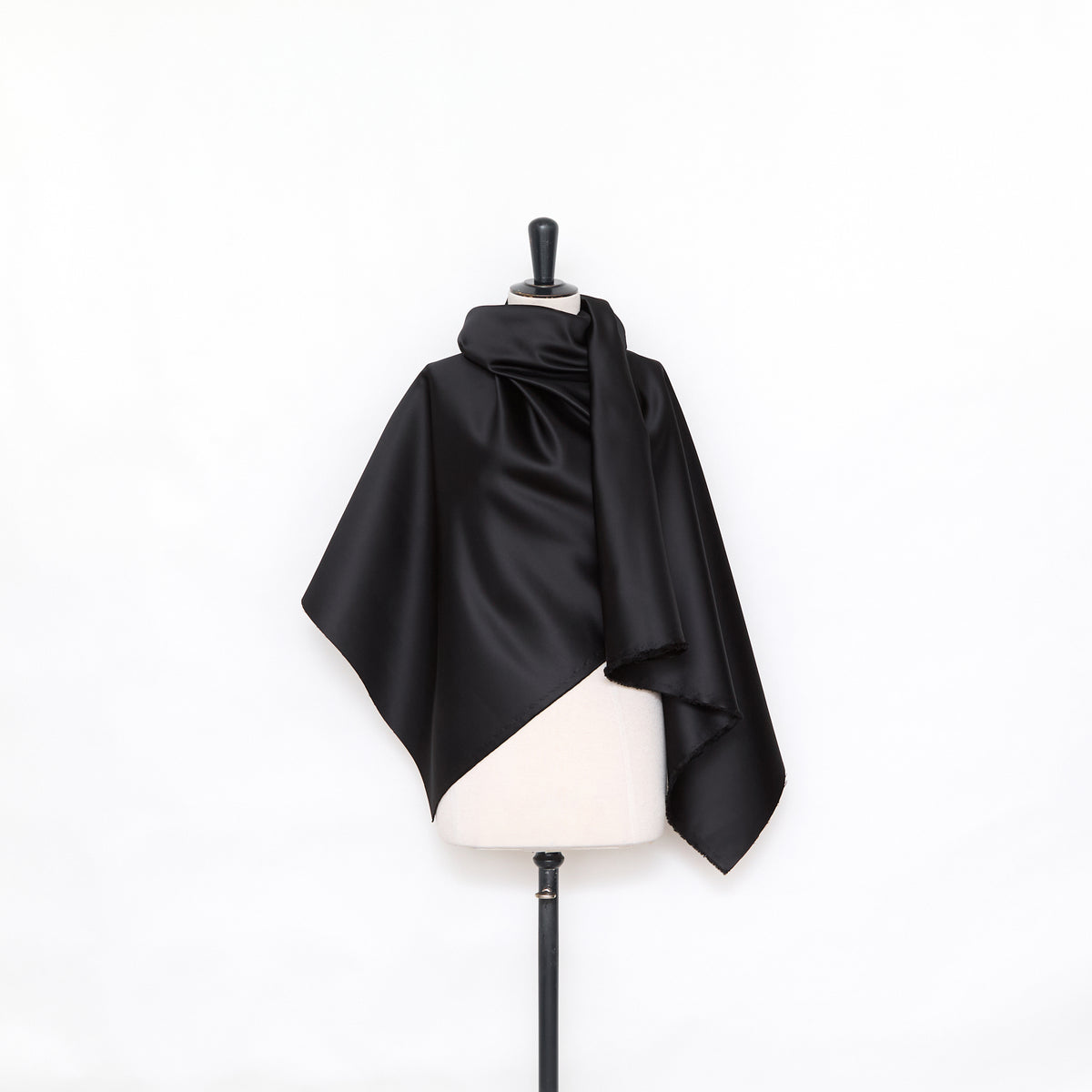 T25X13891 | Satin Duchesse