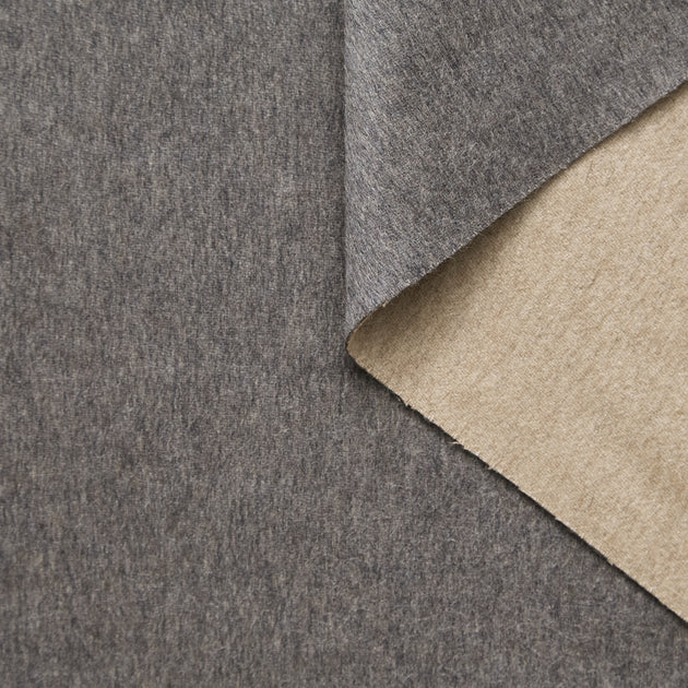 T26A16565 | Splittable Cashmere Chinchilla & Mink Drap