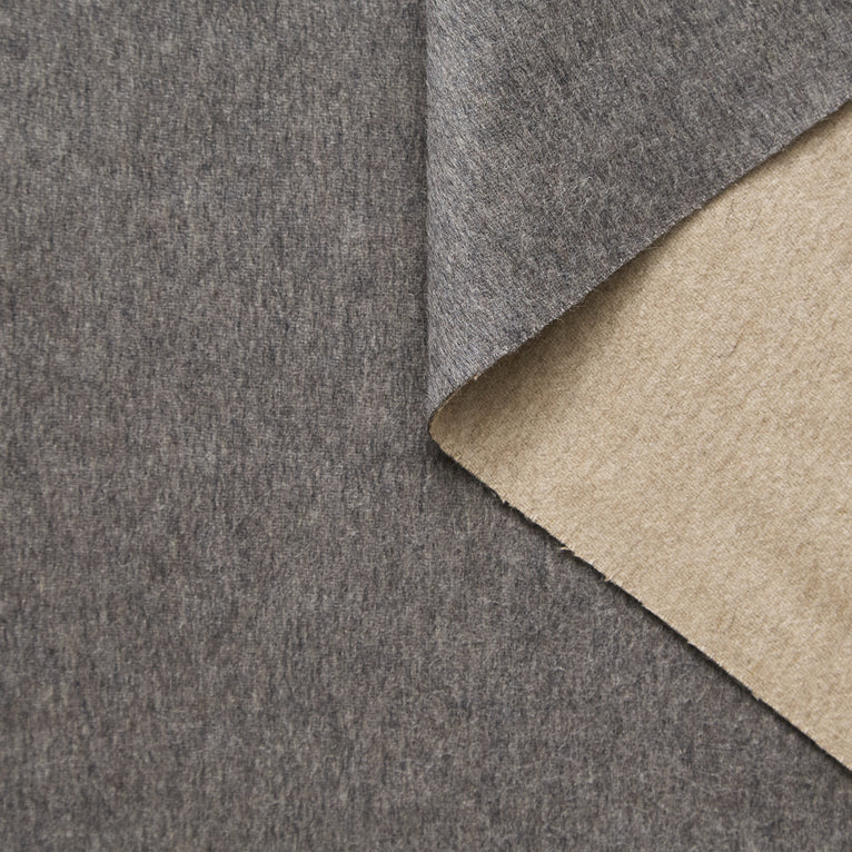 T26A16565 | Splittable Cashmere Chinchilla &amp; Mink Drap - view 1