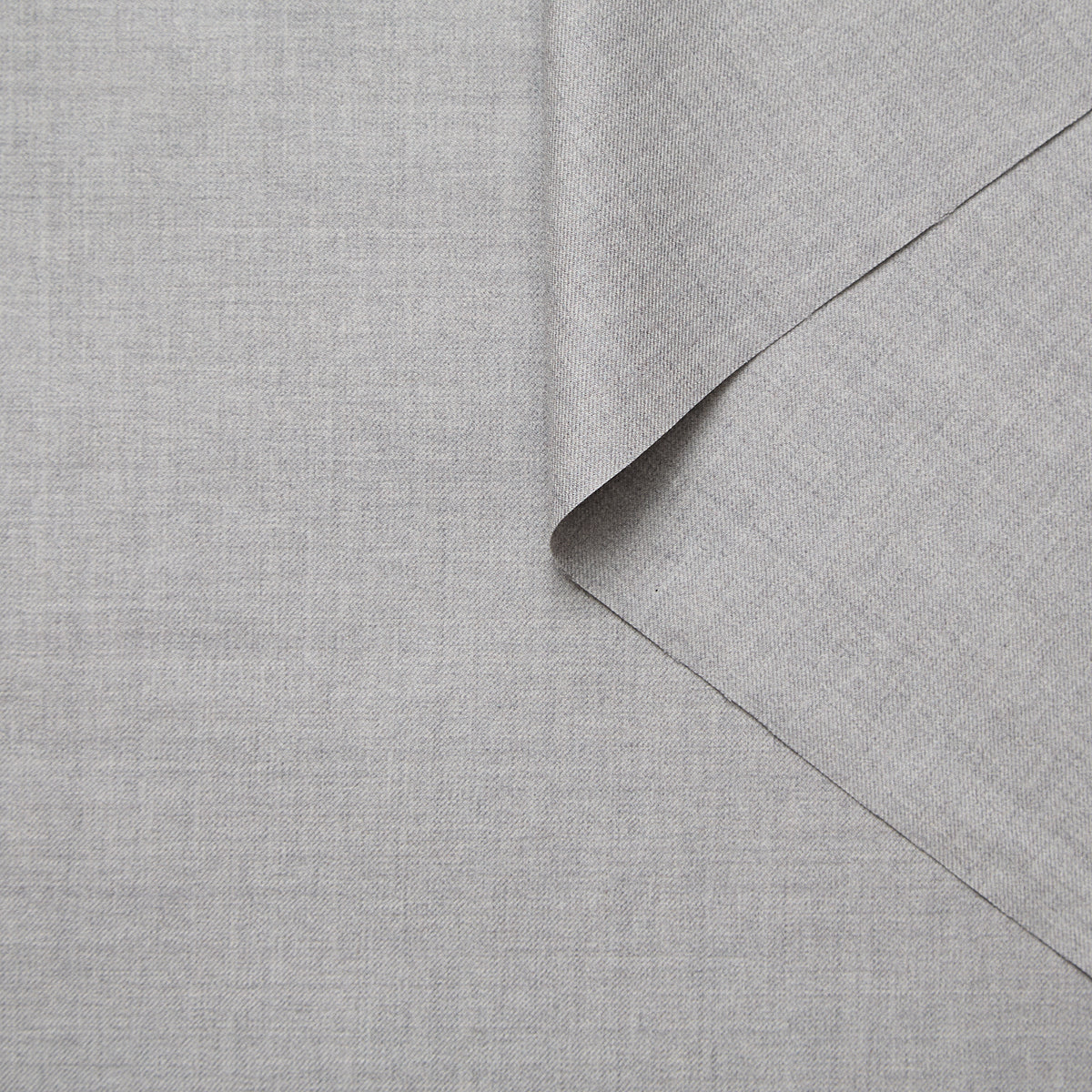 T26C15031 | Flanelle Légère en Laine Vierge RWS