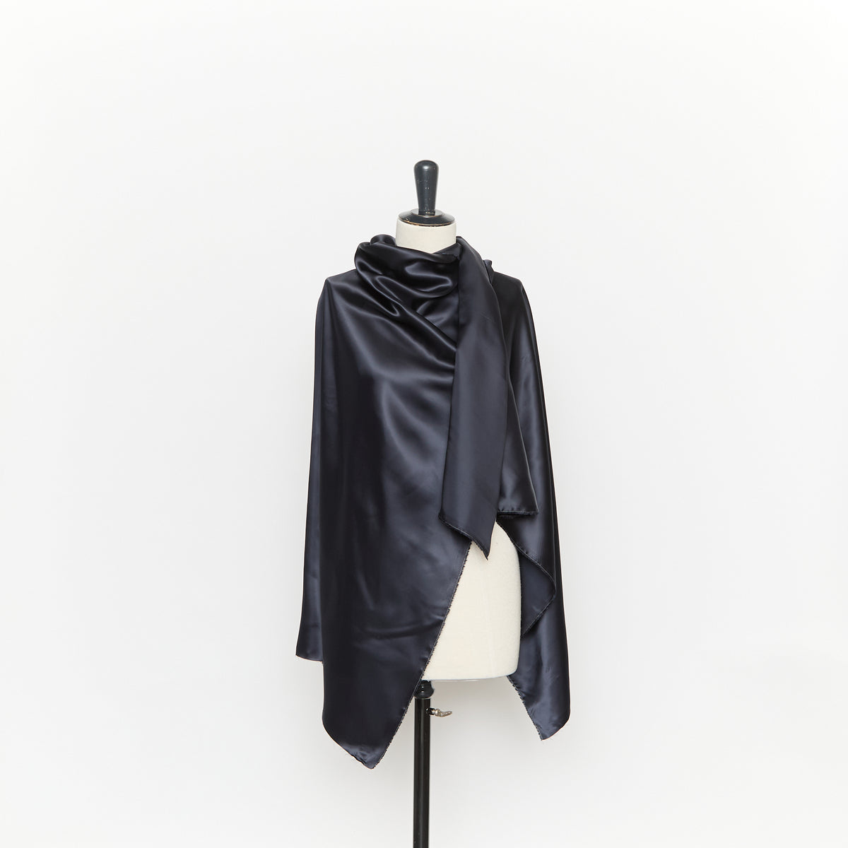 T26C15116 | Cupro Satin
