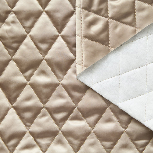 T26K16158 | Quilted Canvas