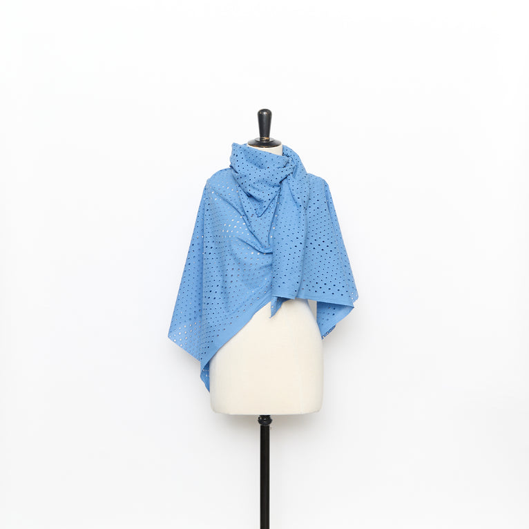 T26K16907 | Broderie Anglaise on Cotton Poplin - view 2