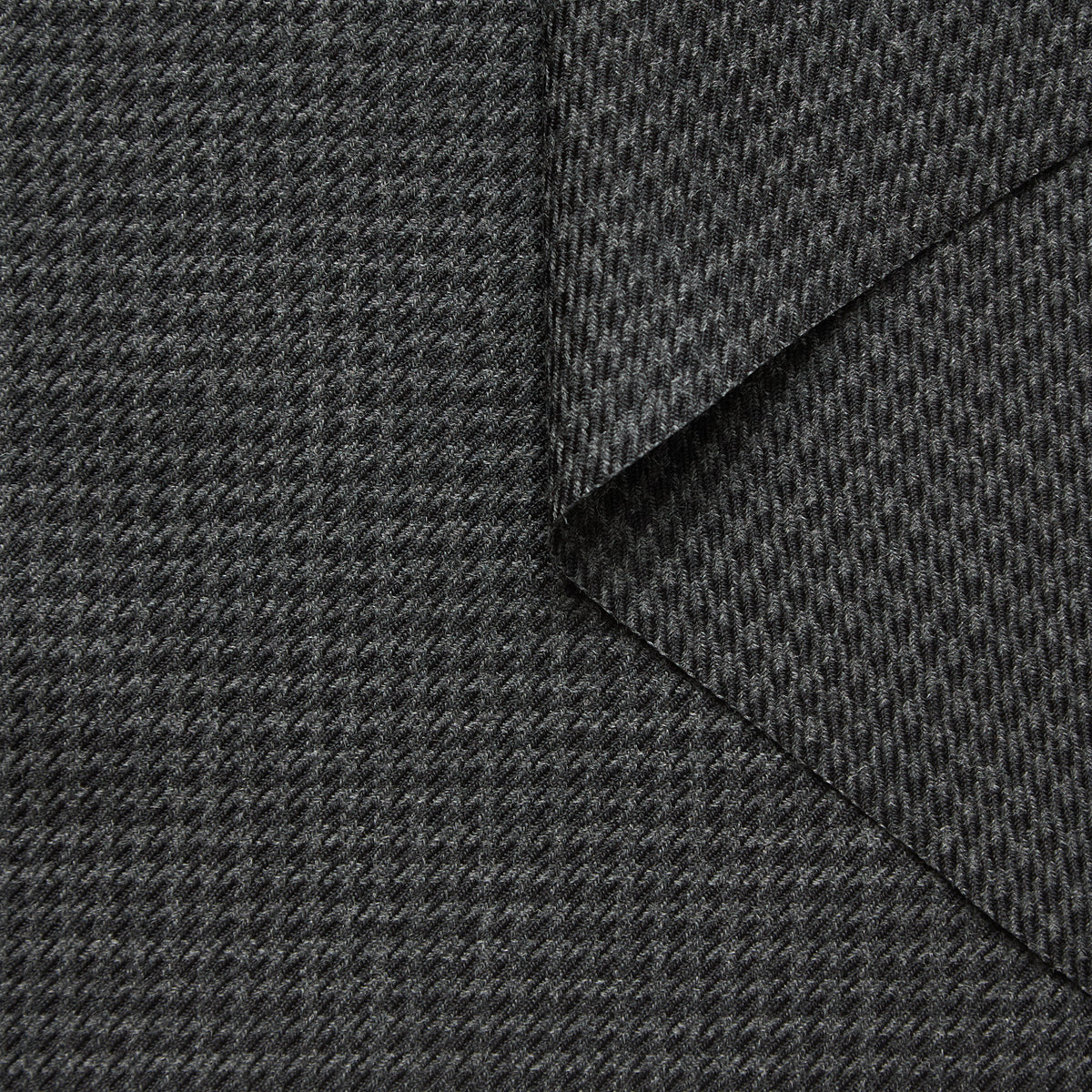 T26M14890 | Houndstooth Wool & Mohair Suiting