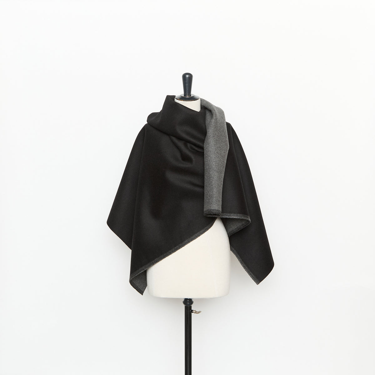 T26M15192 | Drap Double Face en Laine Vierge RWS