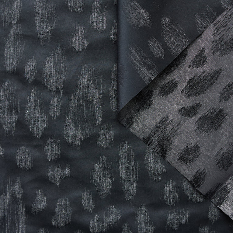 T26M15368 | Lamé Leopard Jaquard - view 1