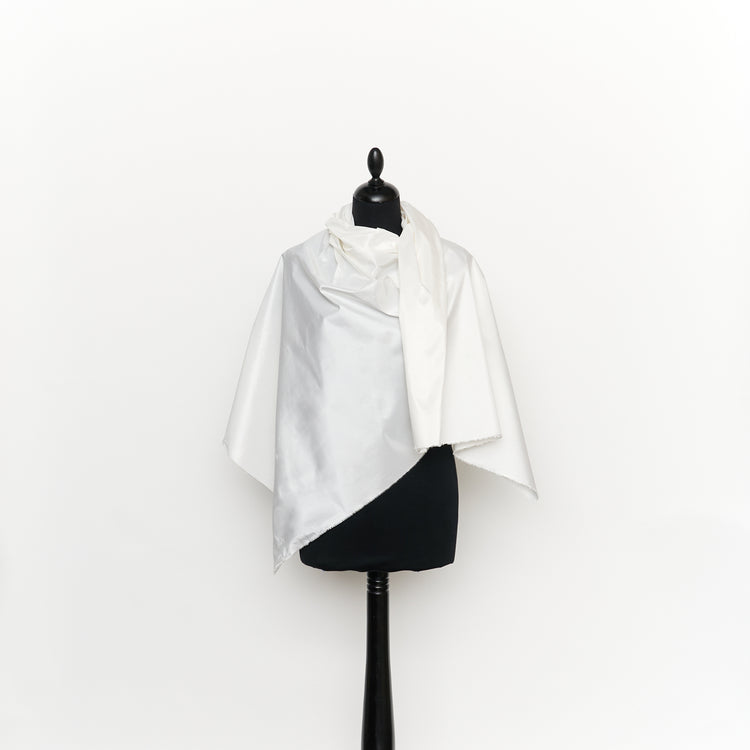 T26M15442 | Silk Taffeta - view 2