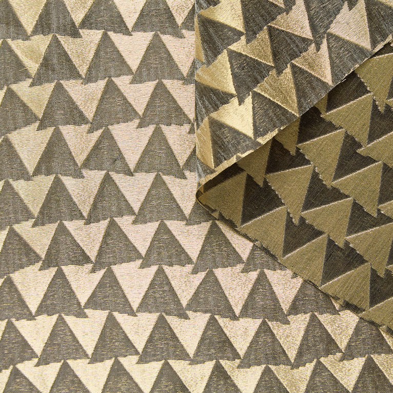 T26M15544 | Lamé Triangle Viscose Jacquard - view 1