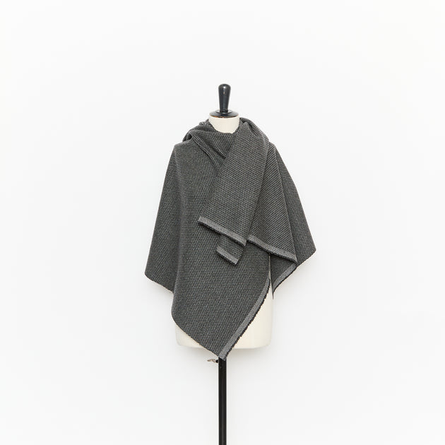 T26M15611 | Herringbone Virgin Wool Jacquard