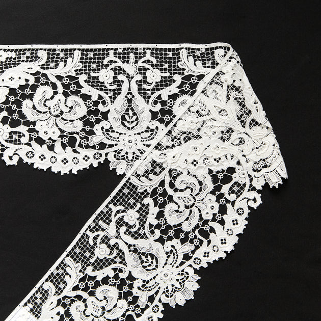 T26M15661 | Floral Cotton Galloon Guipure 13cm