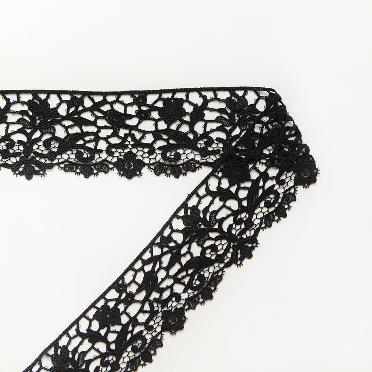 T26M15667 | Floral Cotton Galloon Guipure 6cm - view 1