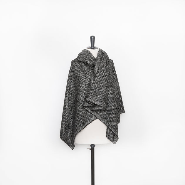 T26M15679 | Virgin Wool Silk & Llama Herringbone
