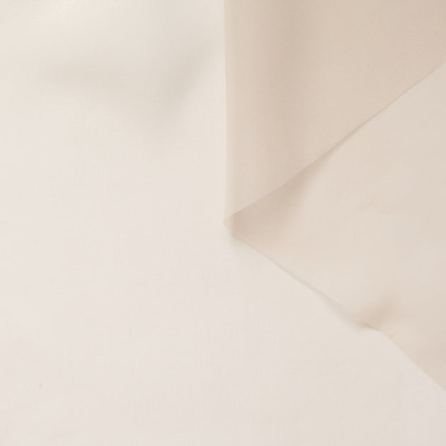 T26M15693 | Mousseline Laminée Dorée en Soie