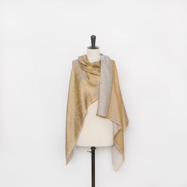 T26M15709 | Floral Lamé Silk Jacquard
