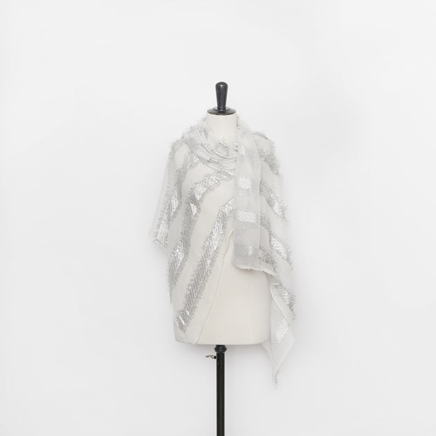 T26M15712 | Lamé Diagonal Stripe Fil Coupé Silk Jacquard