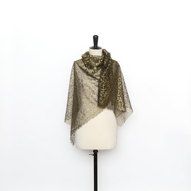 T26M15740 | Gold Floral Lace